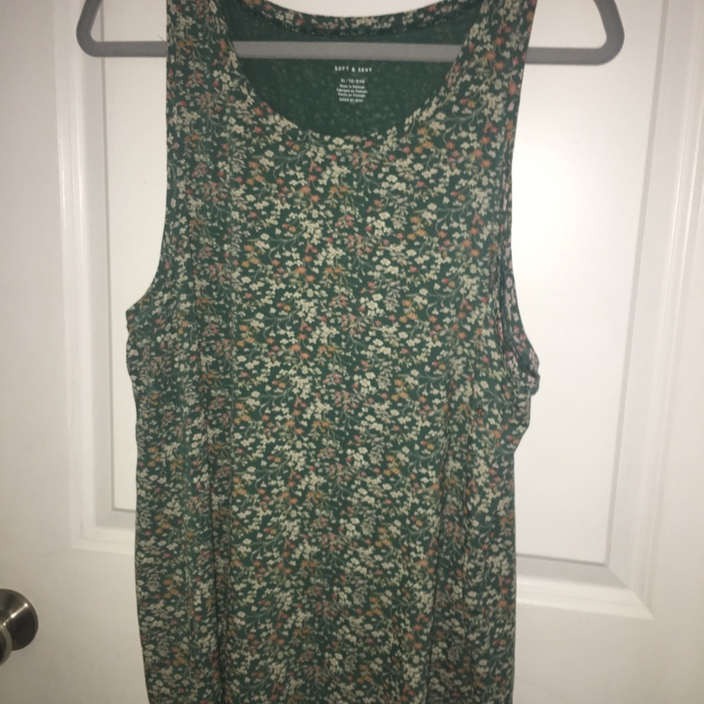 American Eagle green floral tank, Size XL NWT